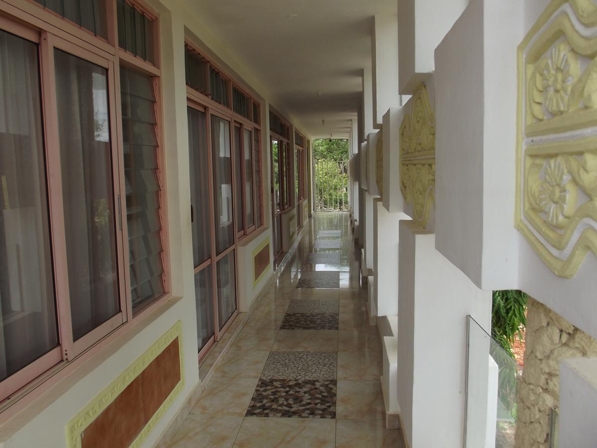 Peacock Park Hotel Ukunda Extérieur photo