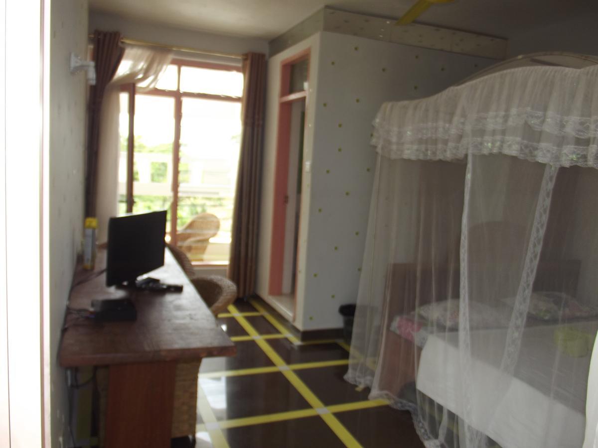 Peacock Park Hotel Ukunda Extérieur photo